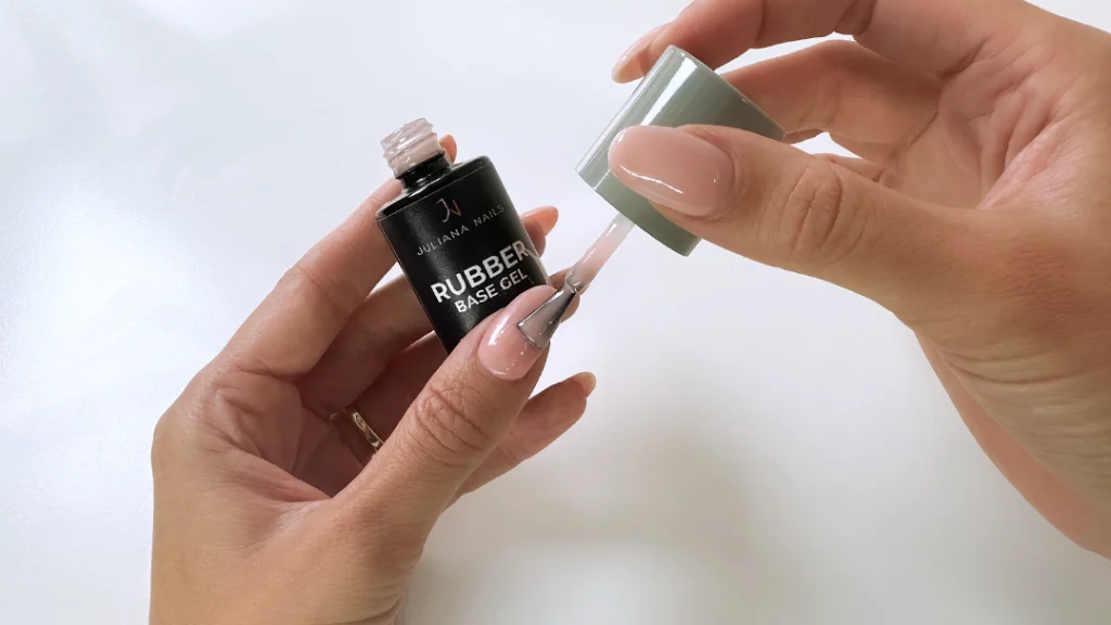 - Rubber Base Gel -